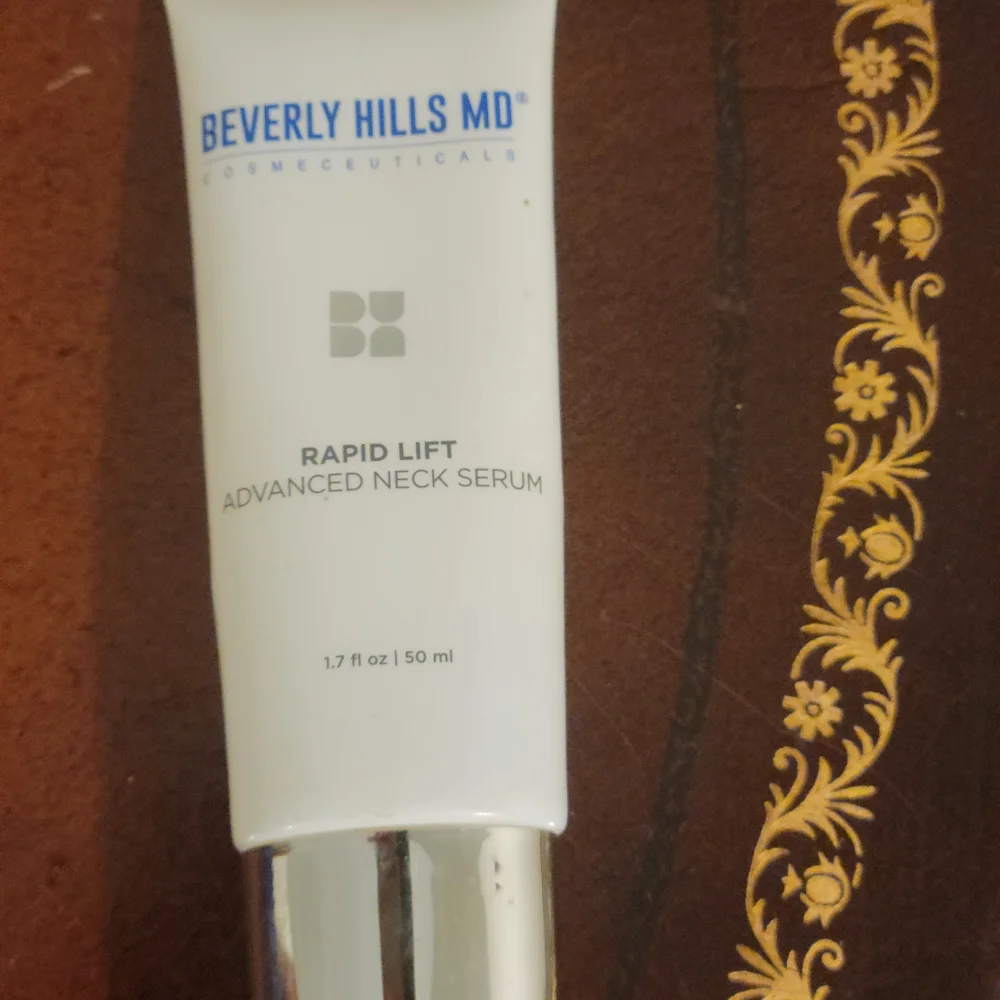 New Beverly Hills Rapid Lift Advanced Neck Serum 5 Pieces - Picture 3 of 7